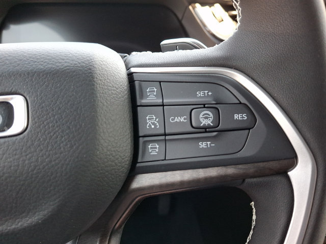 New 2026 Jeep Grand Cherokee Altitude AWD/4WD image 15