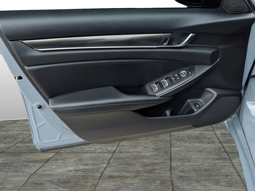 Used 2021 Honda Accord Sport Special Edition image 12