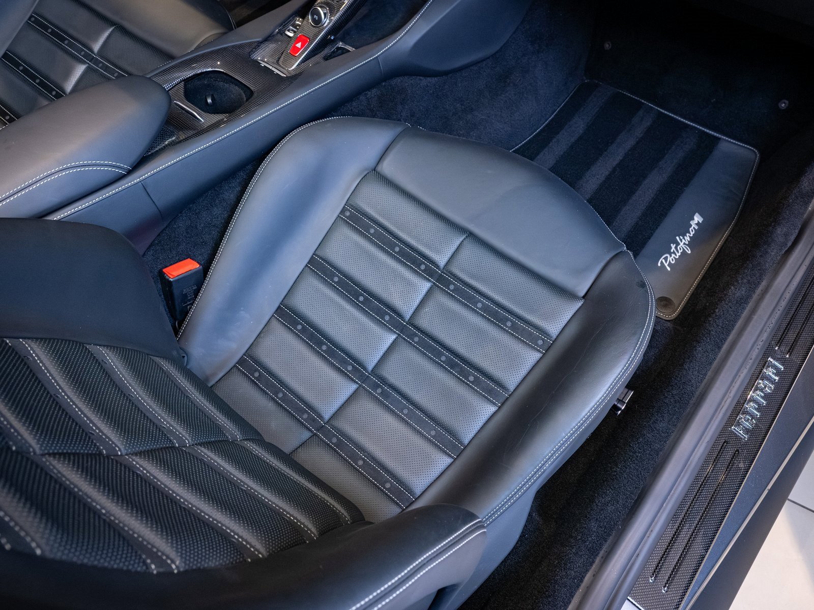 Used 2022 Ferrari Portofino M image 22