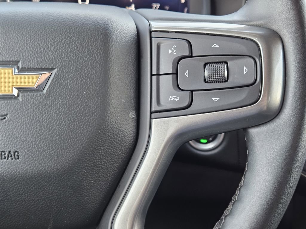 Used 2024 Chevrolet Tahoe Premier AWD/4WD image 34