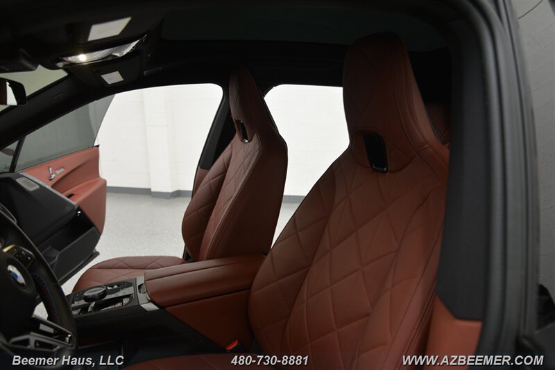 Used 2025 BMW iX M60 AWD/4WD image 18