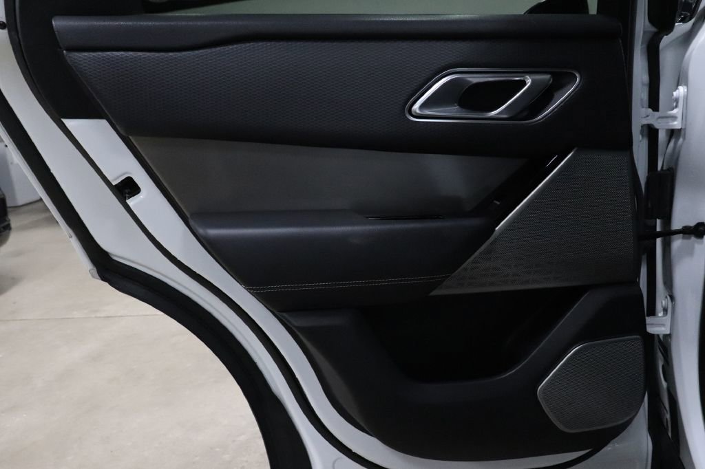 Used 2018 Land Rover Range Rover Velar S image 20