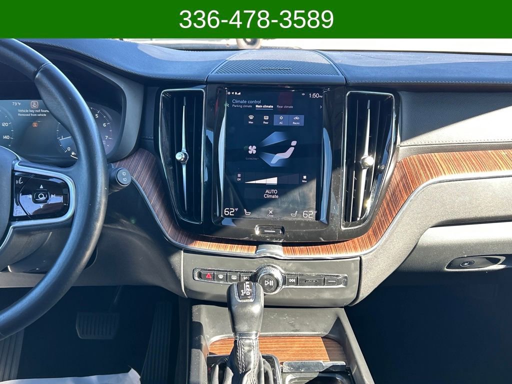 Used 2020 Volvo XC60 T5 Inscription image 17