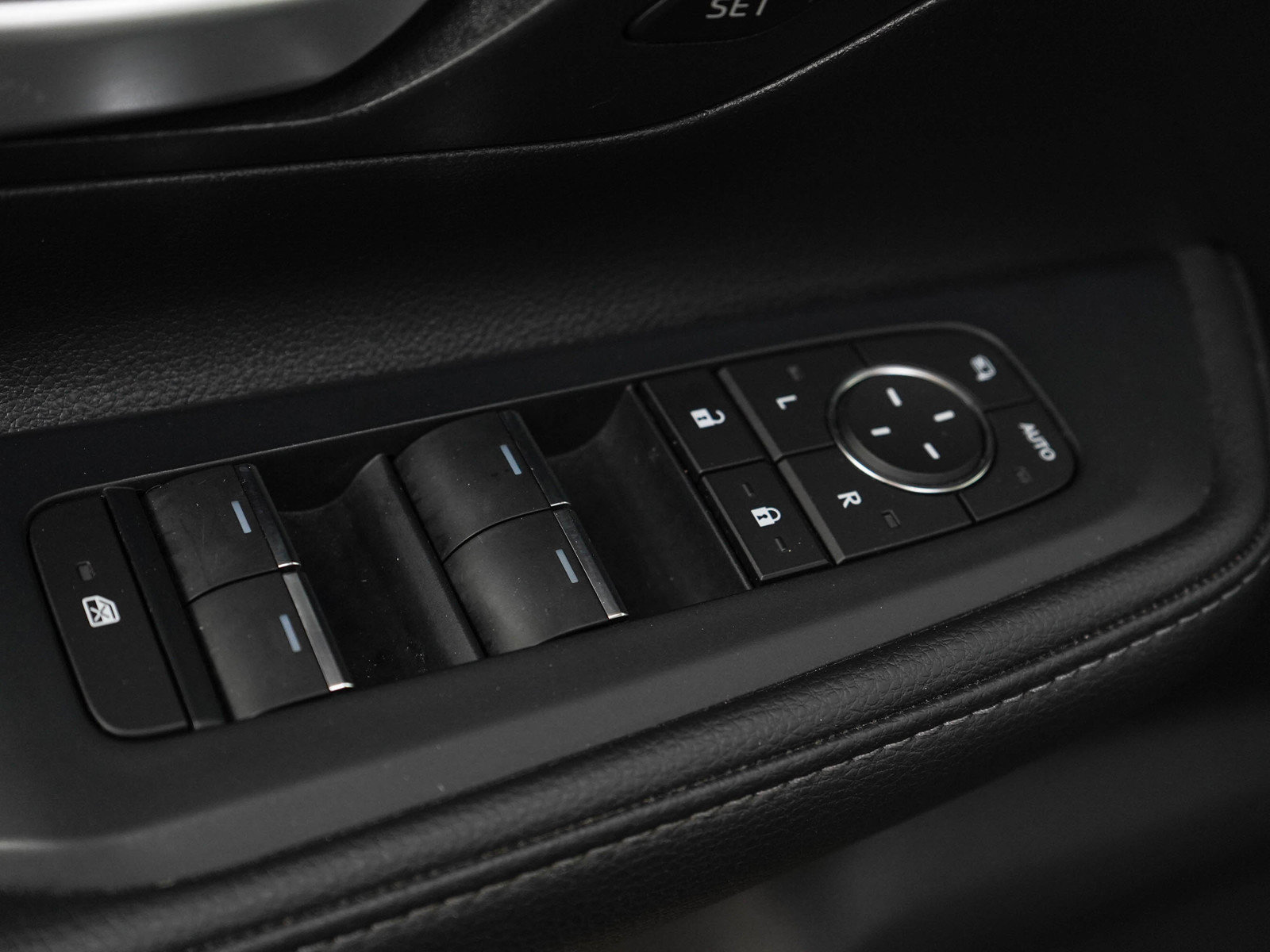 Used 2024 Toyota Grand Highlander AWD image 24