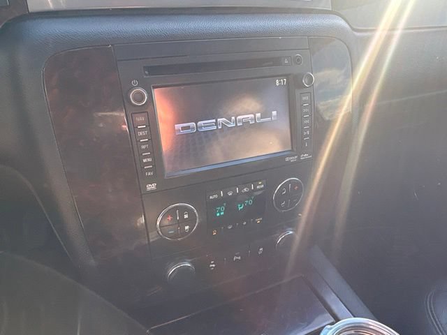 Used 2014 GMC Yukon XL Denali AWD/4WD image 24