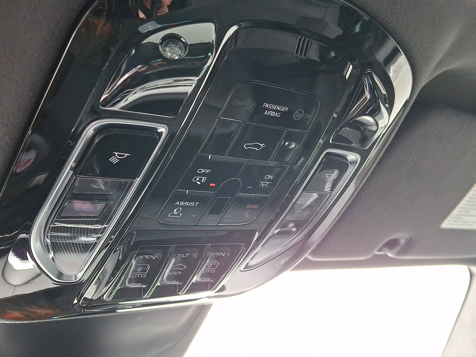 New 2025 Maserati Grecale GT image 25