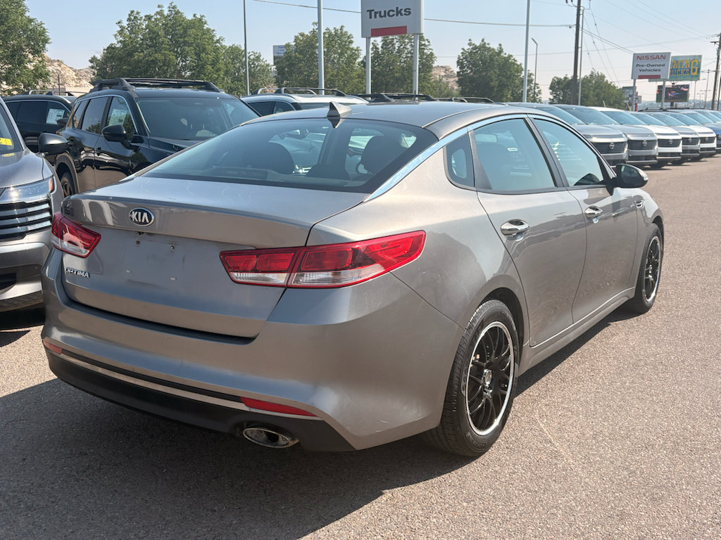 Used 2016 Kia Optima LX w/ Option Group 014 FWD image 5