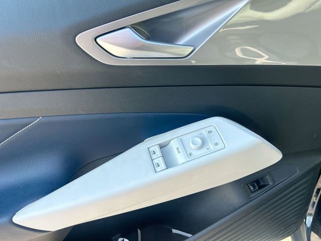 Used 2023 Volkswagen ID.4 Pro S image 16