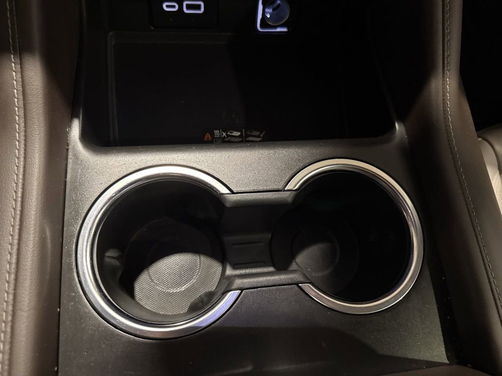 Used 2021 Chevrolet Tahoe Z71 w/ Rear Media and Nav Package image 28