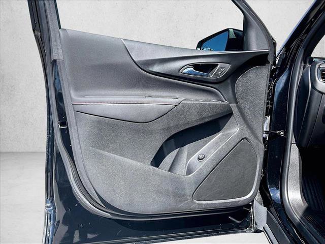 Used 2023 Chevrolet Equinox RS image 18