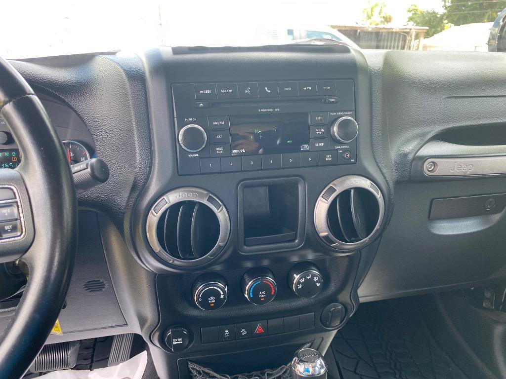 Used 2011 Jeep Wrangler Unlimited Sport AWD/4WD image 28