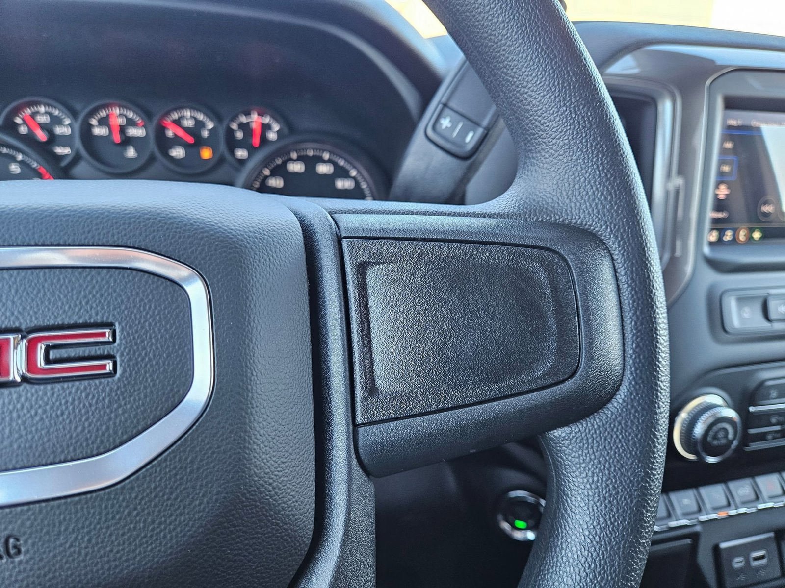 New 2026 GMC Sierra 1500 Pro w/ Graphite Edition AWD/4WD image 13