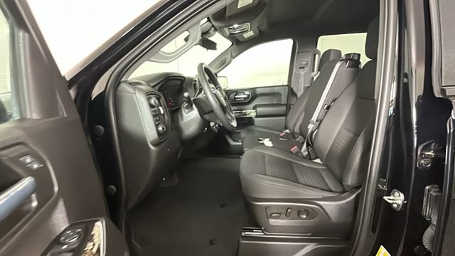 Used 2022 Chevrolet Silverado 1500 Custom Trail Boss w/ Realtree Special Edition AWD/4WD image 11