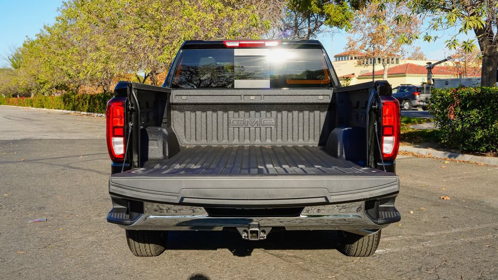 Used 2026 GMC Sierra 1500 SLE w/ Preferred Package AWD/4WD image 15