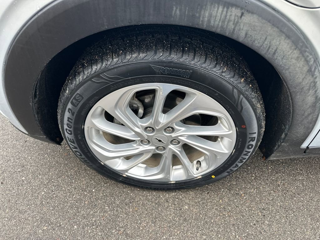 Certified 2023 Chevrolet Bolt EUV LT w/ Comfort Package image 10