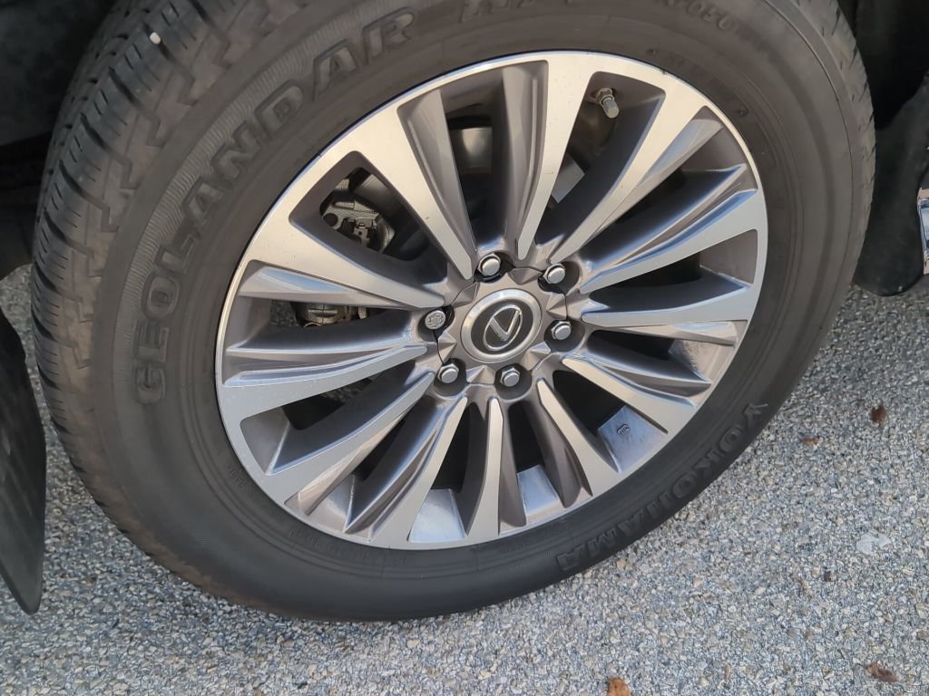 Certified 2020 Lexus GX 460 Luxury w/ Accessory Package image 9