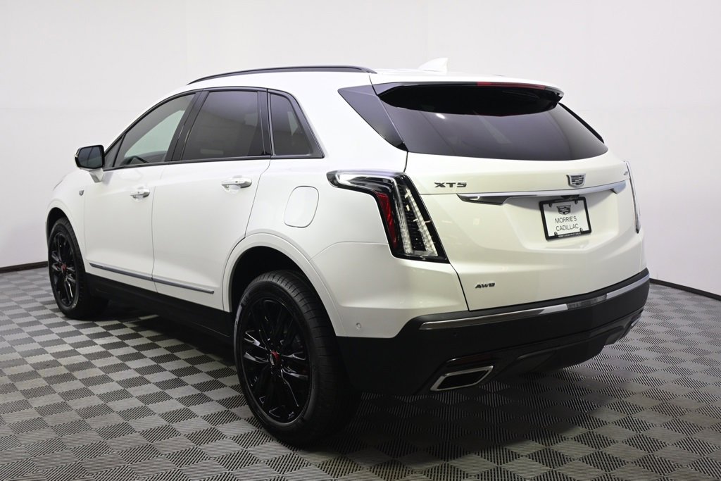 New 2025 Cadillac XT5 Sportv w/ LPO, Red Accent Package image 3