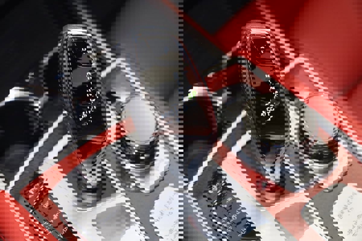 Used 2022 BMW ALPINA B7 xDrive w/ Luxury Rear Seating Package image 7