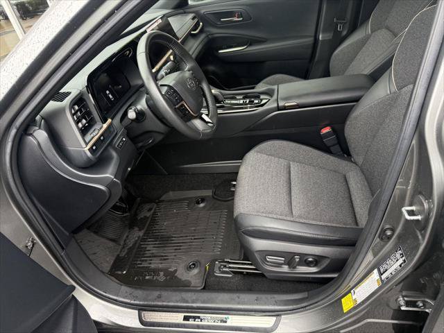 Certified 2024 Toyota Crown AWD/4WD image 13