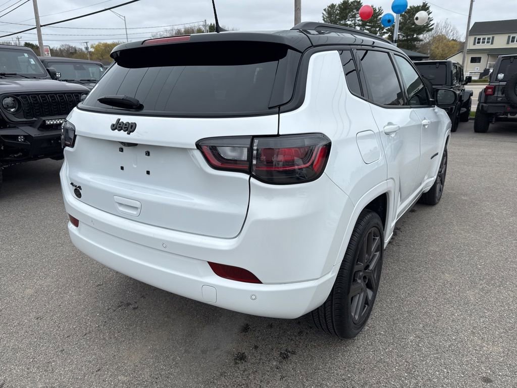 Certified 2024 Jeep Compass Limited w/ High Altitude Package AWD/4WD image 5