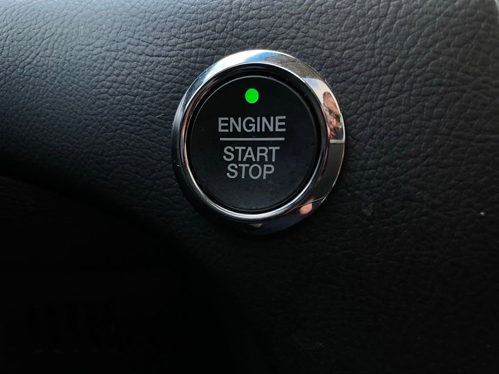 Used 2019 Ford Edge SEL w/ Equipment Group 201A image 24