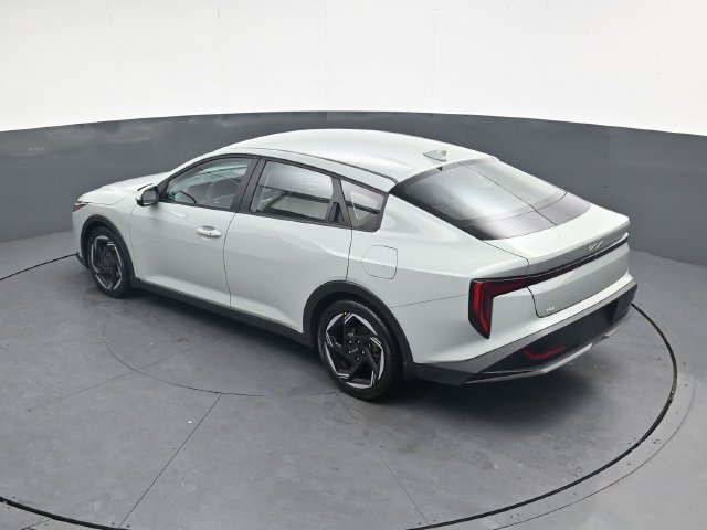 Used 2025 Kia K4 EX FWD image 27