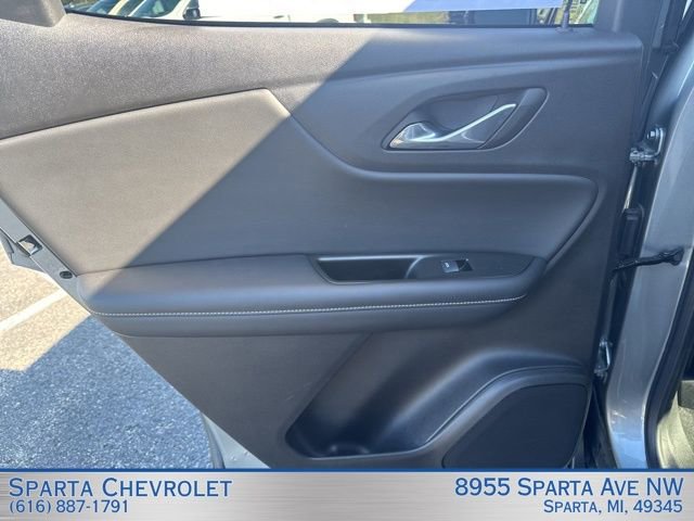 Used 2024 Chevrolet Blazer LT AWD/4WD image 24