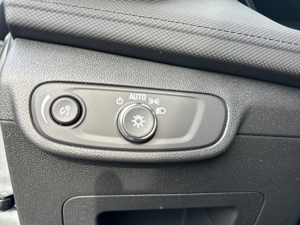 New 2026 Chevrolet TrailBlazer LT w/ Convenience Package image 17