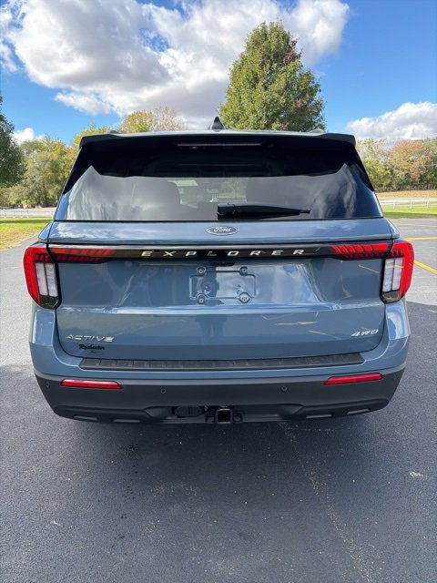 New 2026 Ford Explorer Active image 2