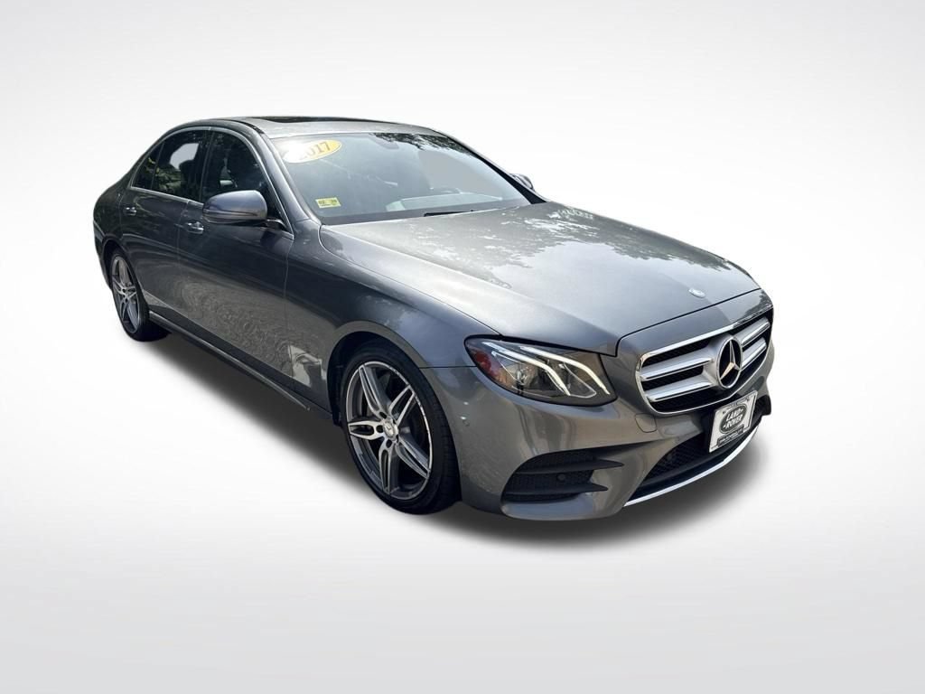 Used 2017 Mercedes-Benz E 300 4MATIC image 3