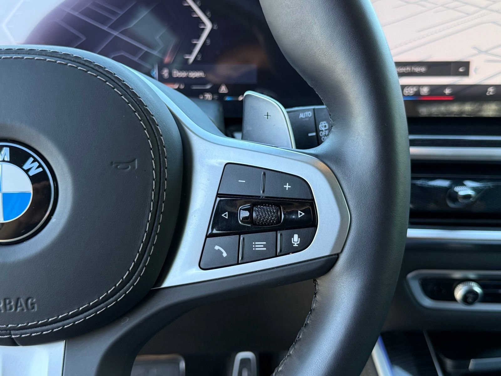 Used 2026 BMW X5 sDrive40i image 27