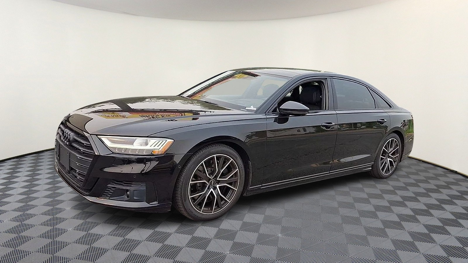 Used 2021 Audi A8 L 4.0T w/ Executive Plus Package AWD/4WD image 4