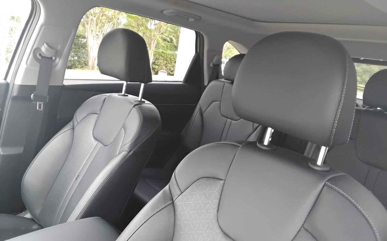 Used 2022 Kia Sorento EX w/ Panoramic Sunroof Package image 19