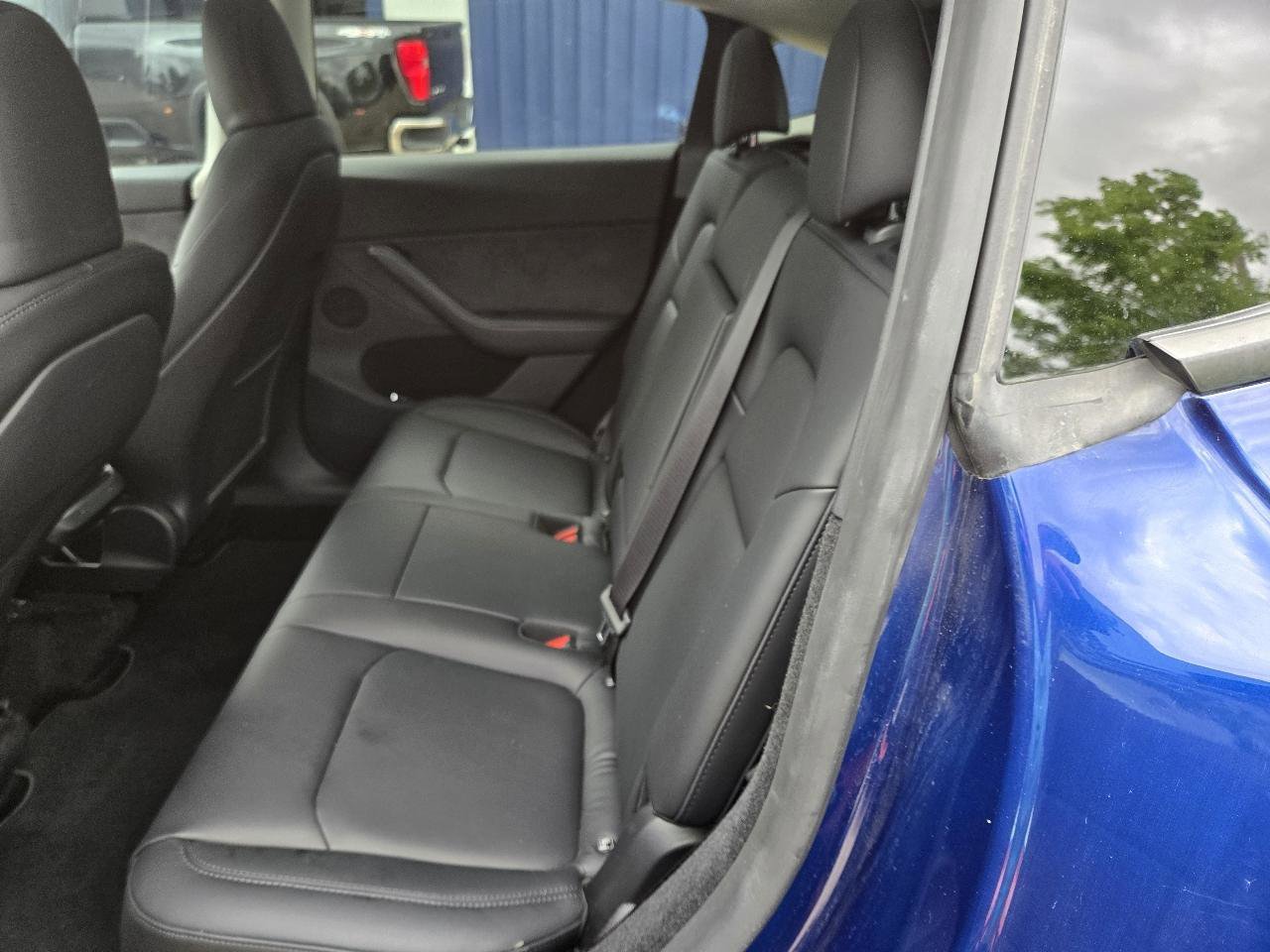 Used 2023 Tesla Model Y Long Range image 5