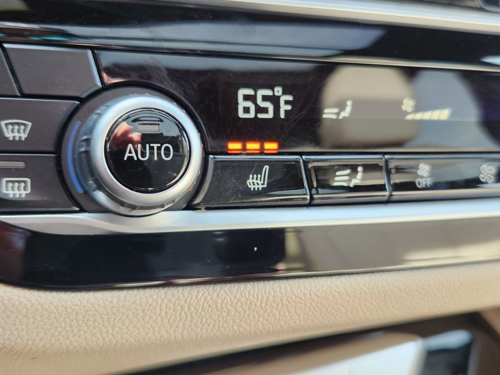 Used 2019 BMW X4 xDrive30i w/ M Sport Package 2 image 26