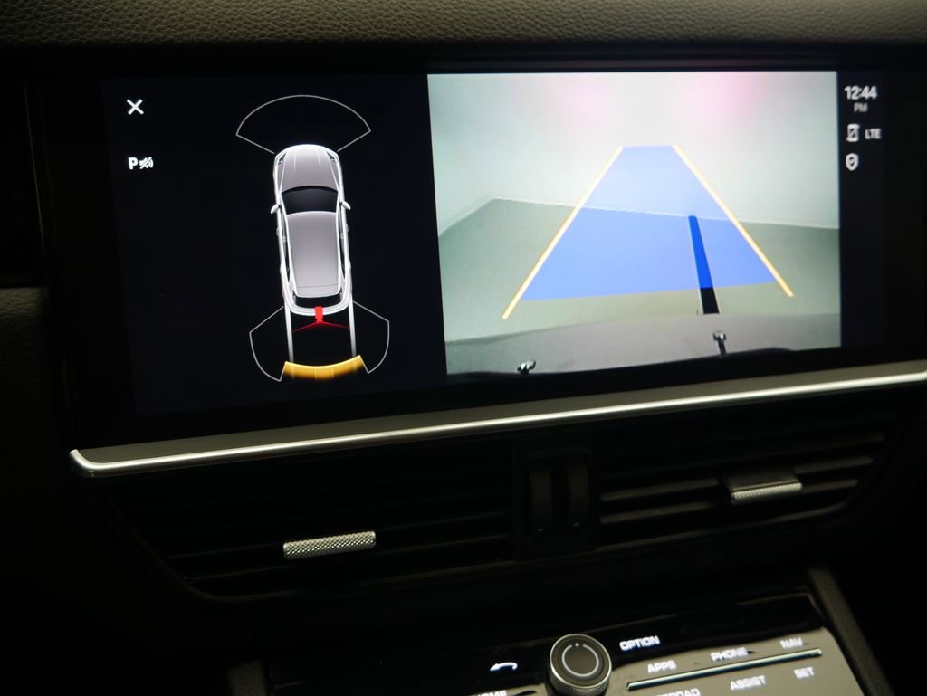 Certified 2023 Porsche Cayenne Platinum Edition AWD/4WD image 45