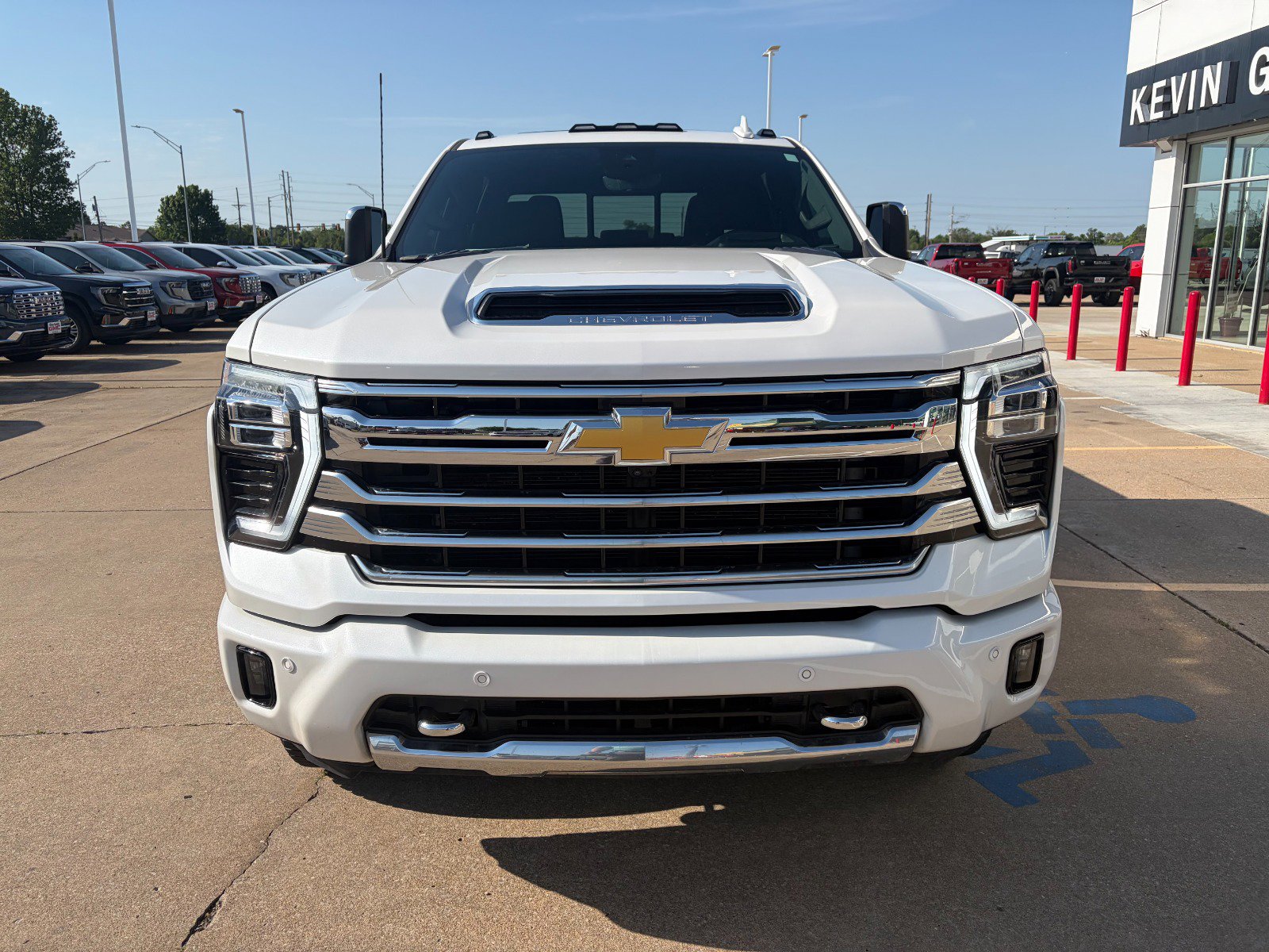 Certified 2025 Chevrolet Silverado 3500 High Country w/ High Country Premium Package AWD/4WD image 2