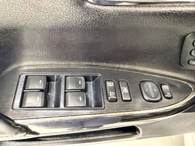 Used 2014 Toyota Avalon Limited FWD image 34