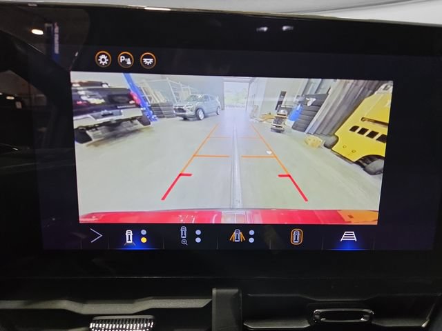 Used 2025 Chevrolet Equinox RS w/ Safety and Technology Package AWD/4WD image 23