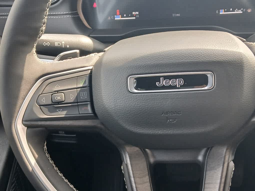 New 2026 Jeep Grand Cherokee L Limited w/ Limited Altitude Package AWD/4WD image 22