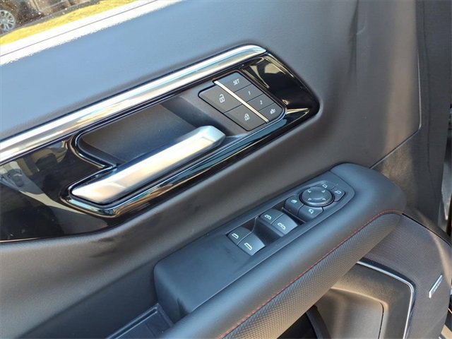 Used 2025 Chevrolet Tahoe RST w/ RST Capability Package image 15