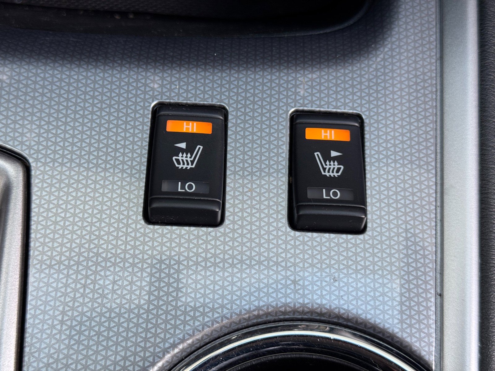 Used 2020 Nissan Pathfinder SL image 30