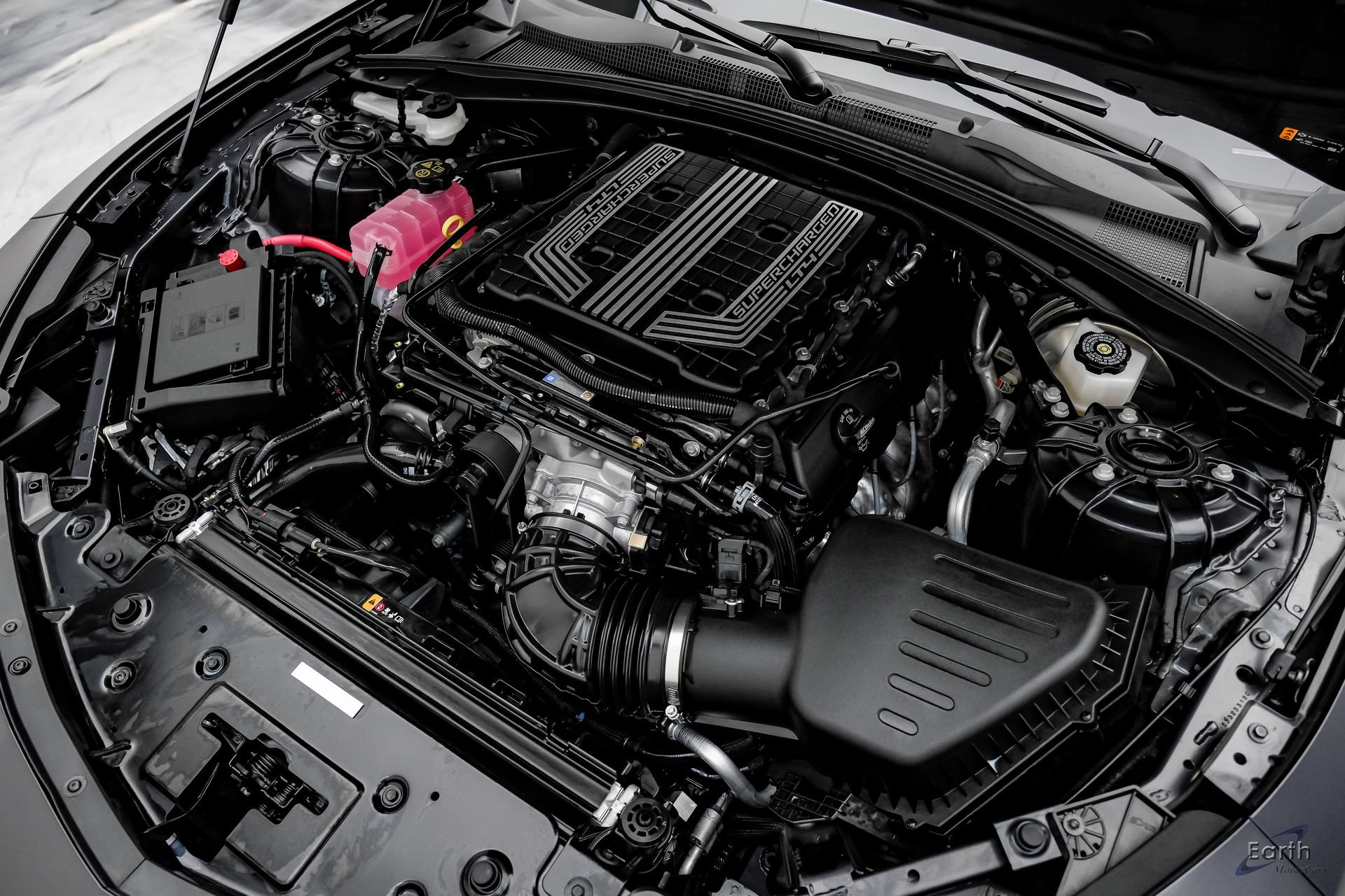 Used 2024 Chevrolet Camaro ZL1 RWD image 99