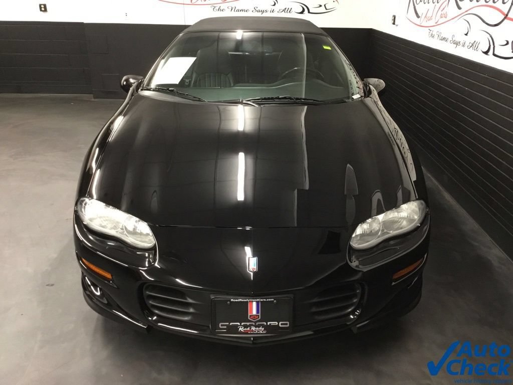 Used 2000 Chevrolet Camaro Z28 w/ Sport Appearance Pkg RWD image 15