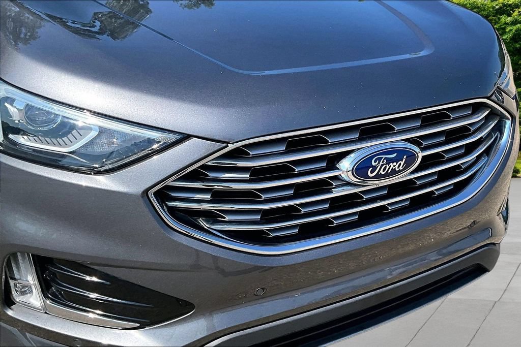 Used 2021 Ford Edge Titanium w/ Cargo Accessory Package FWD image 28