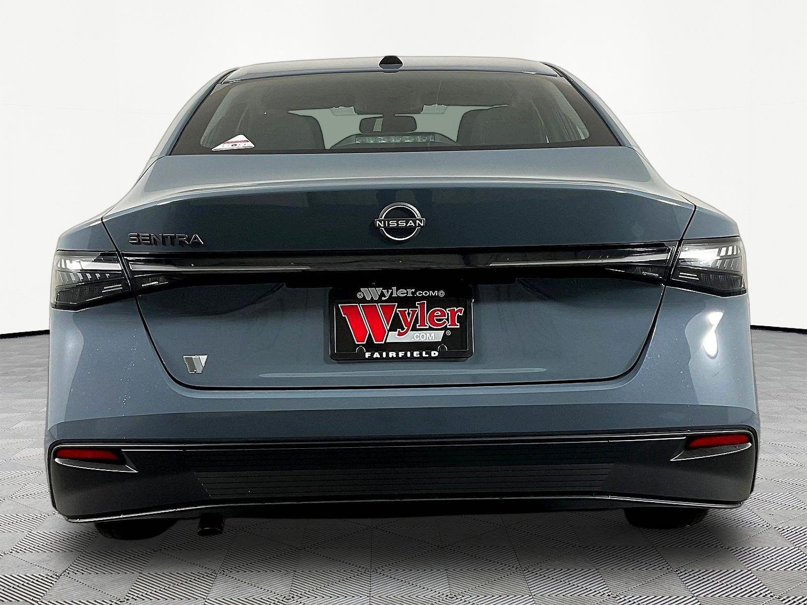 New 2026 Nissan Sentra SV w/ SV Convenience Package FWD image 5