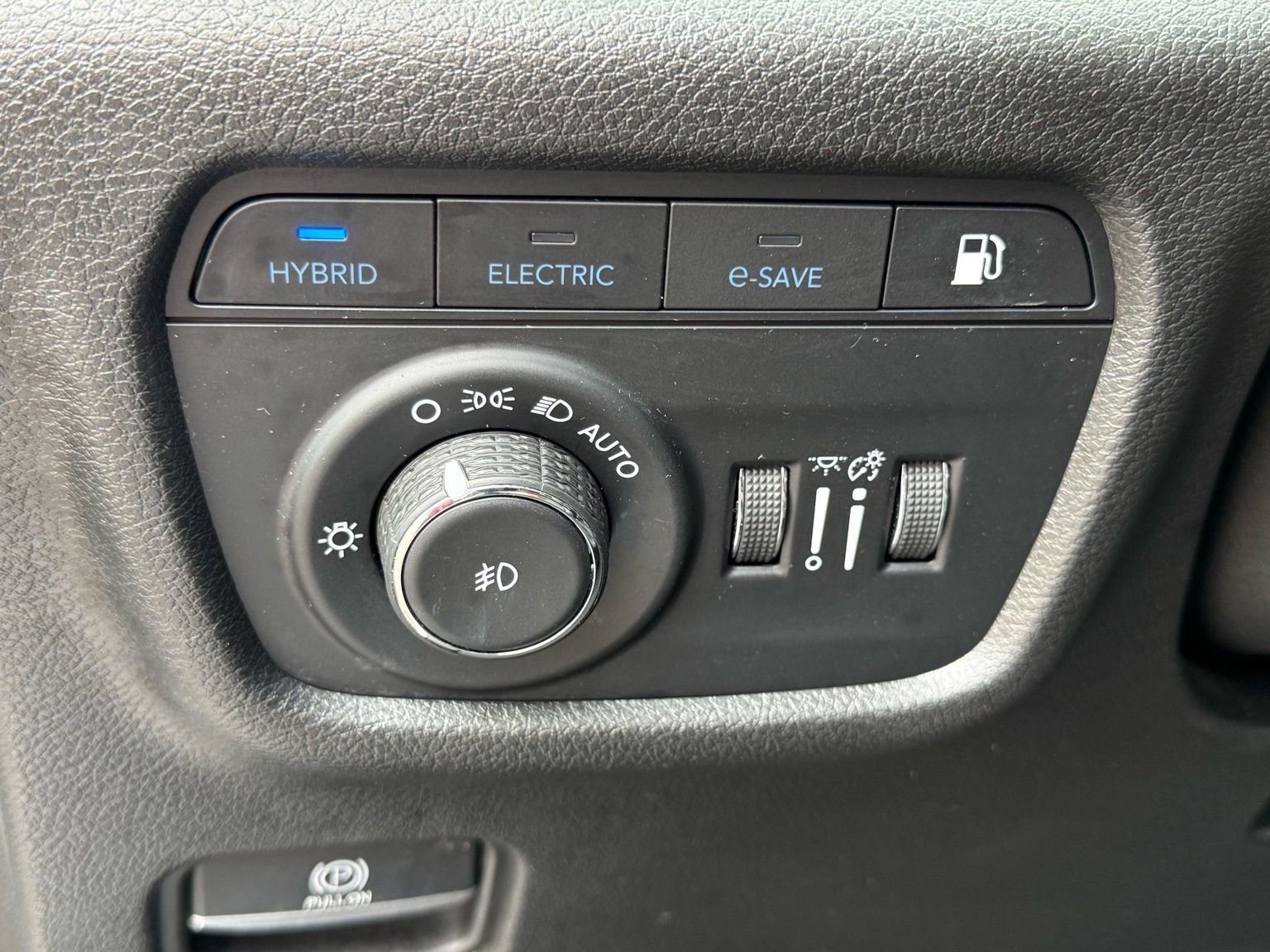 Used 2023 Jeep Grand Cherokee 4WD 4xe image 42