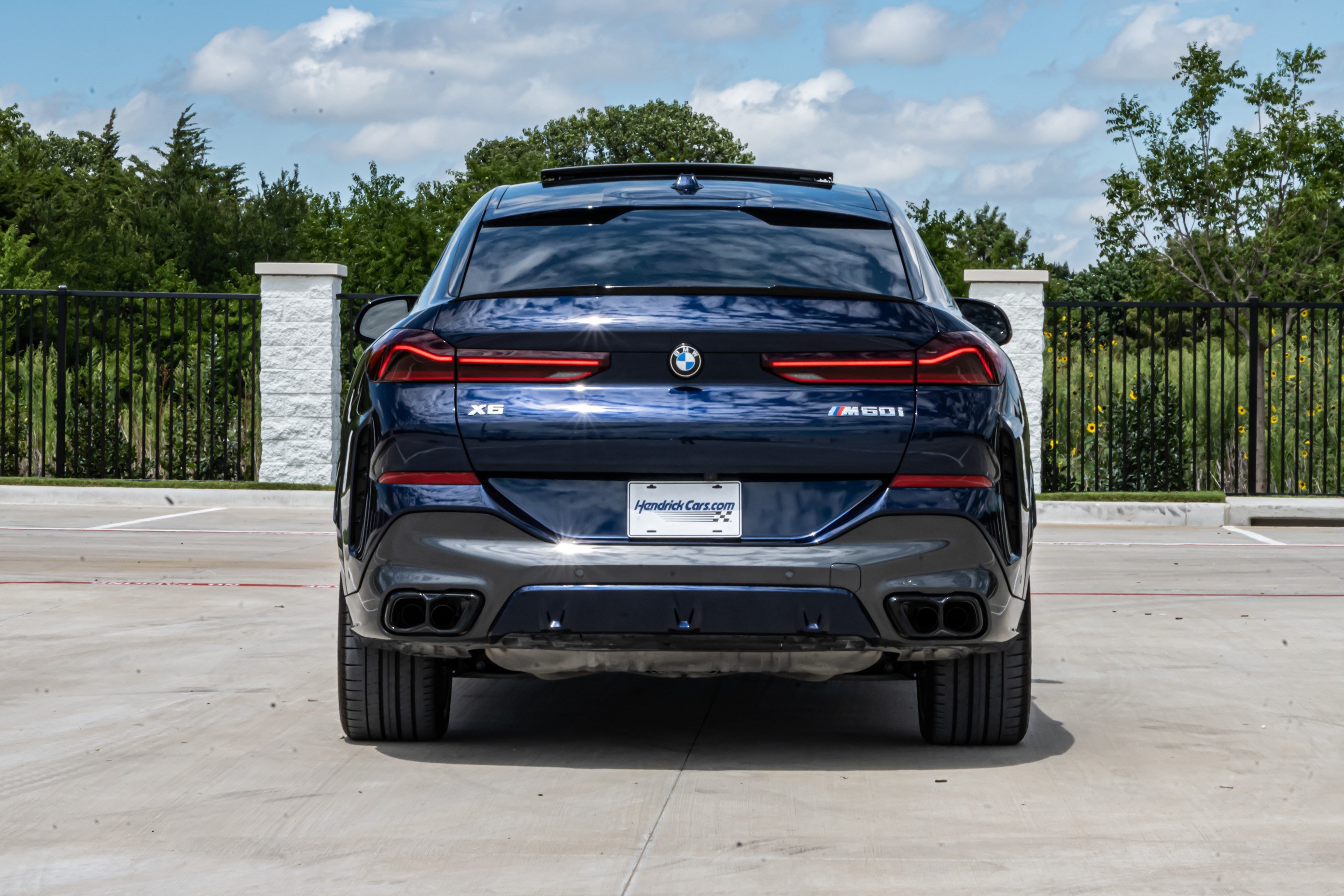 Used 2025 BMW X6 M60i AWD/4WD image 8