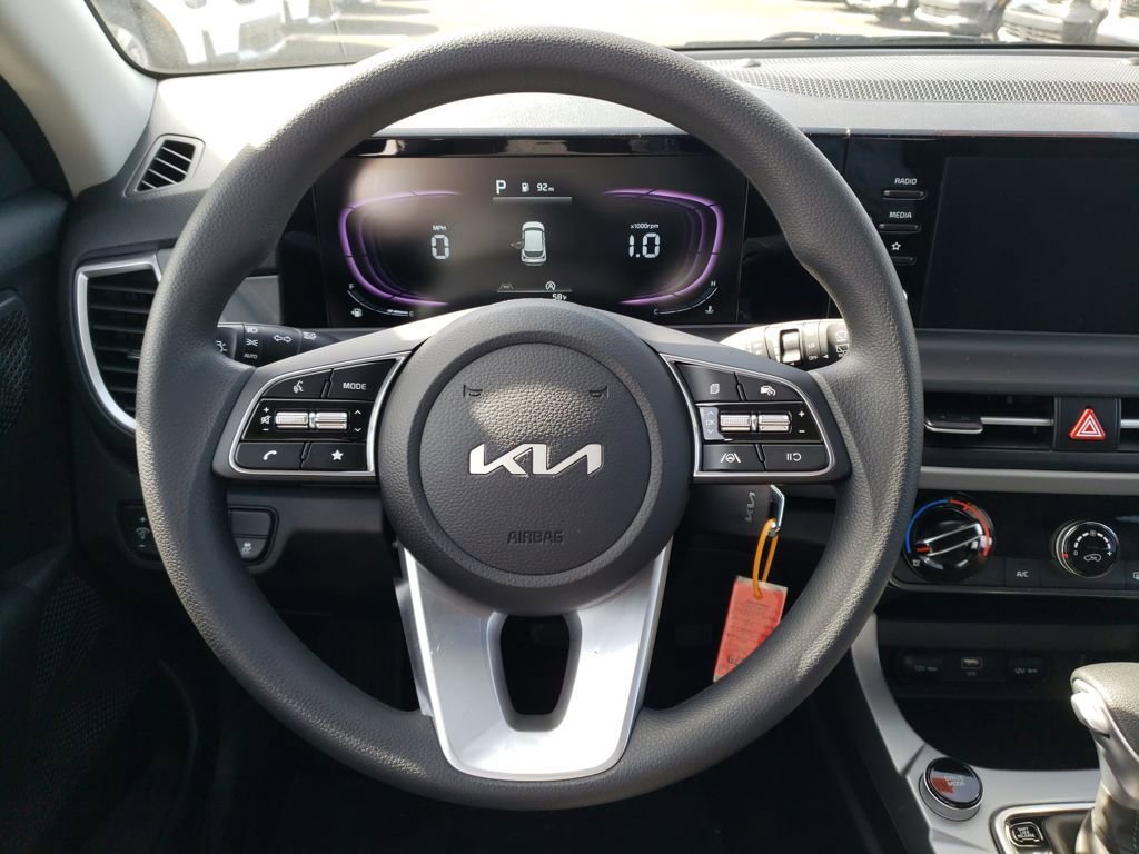 New 2026 Kia Seltos LX image 11