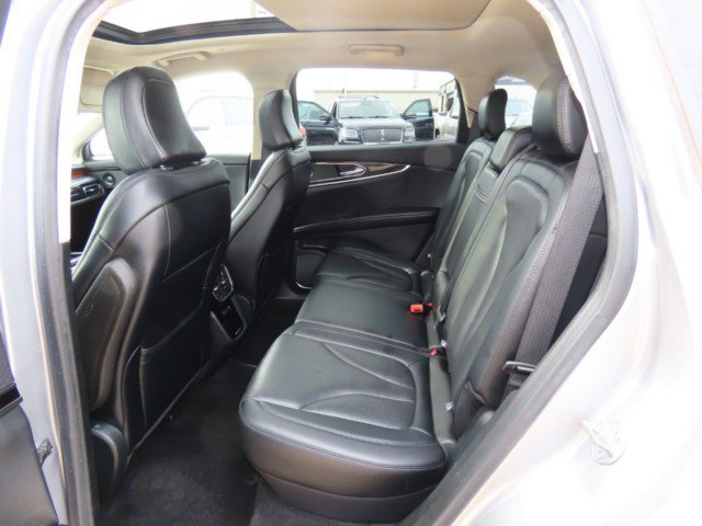 Certified 2022 Lincoln Nautilus Reserve w/ Luxury Package image 20